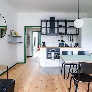 Flattering - Hotel apartamentowy